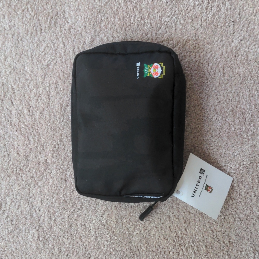 Limited Edition Wrexham AFC - United First Class Amenity Kit